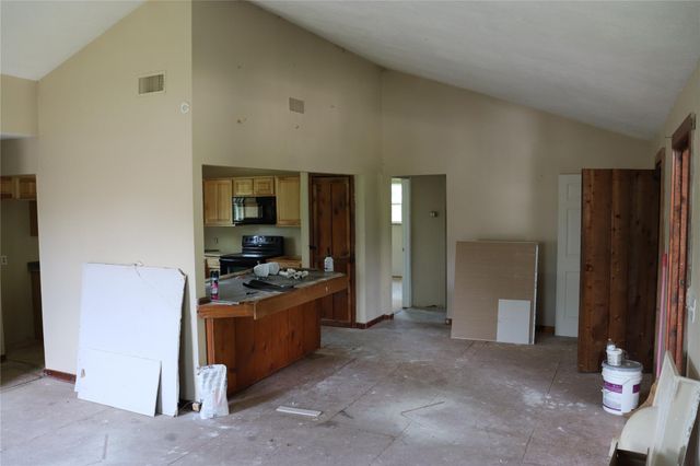 1262 Yaupon Cove Drive, Onalaska, TX 77360