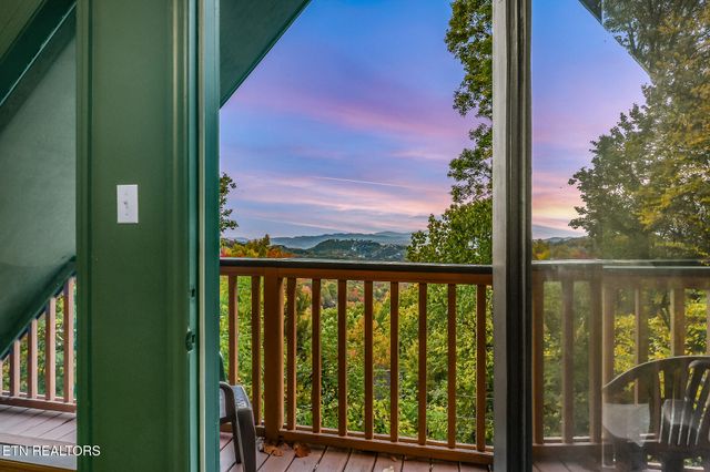 1819 W Arolla Ct. Court, Gatlinburg, TN 37738