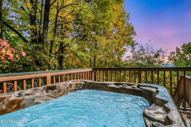 1819 W Arolla Ct. Court, Gatlinburg, TN 37738