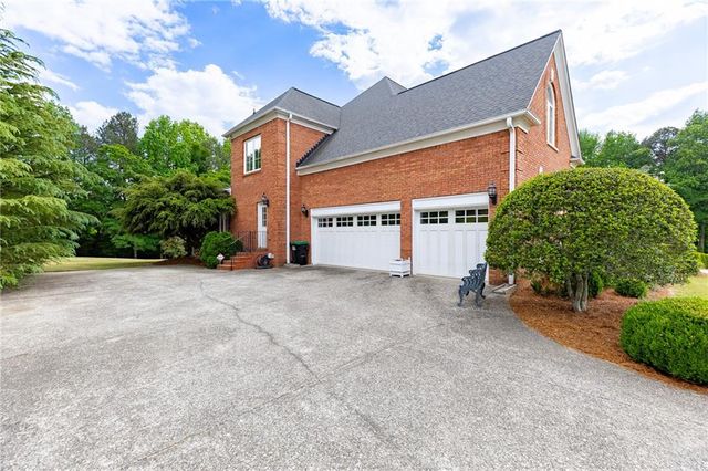 2519 Ivy Plantation Drive, Buford, GA 30519