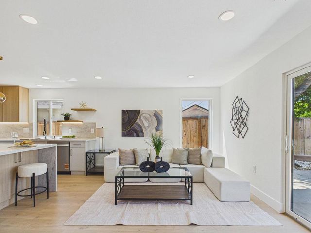 1825 Charmeran Avenue, San Jose, CA 95124