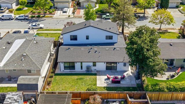 1825 Charmeran Avenue, San Jose, CA 95124