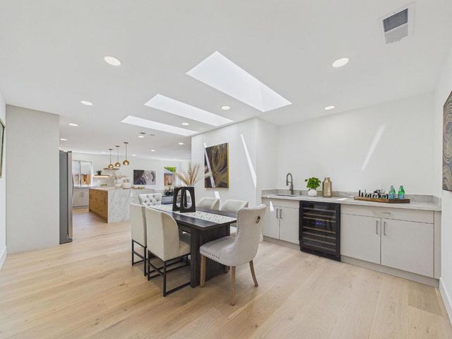 1825 Charmeran Avenue, San Jose, CA 95124