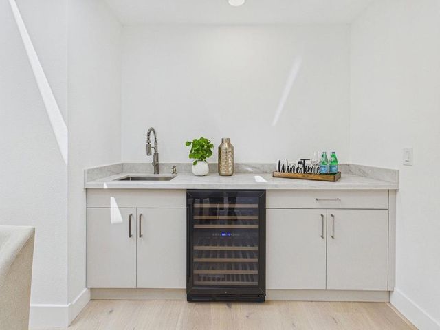 1825 Charmeran Avenue, San Jose, CA 95124