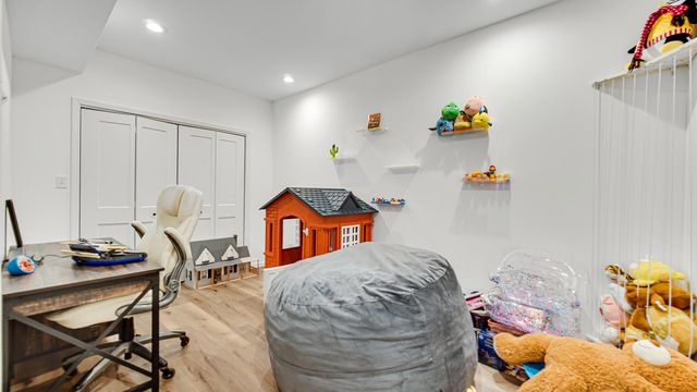 2207 Mary Lane, Valparaiso, IN 46383