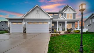 2207 Mary Lane, Valparaiso, IN 46383