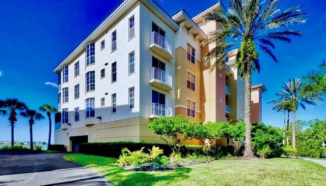 6450 WATERCREST WAY 402, Lakewood Ranch, FL 34202