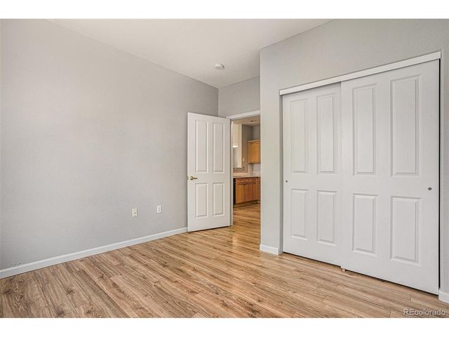 4085 S Crystal Cir 202, Aurora, CO 80014