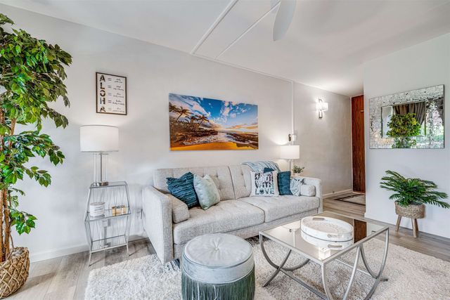 1002 S Kihei Rd # 205, Kihei, HI 96753