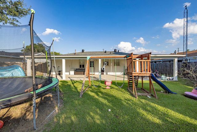 416 Dauphine Ave, Houma, LA 70363