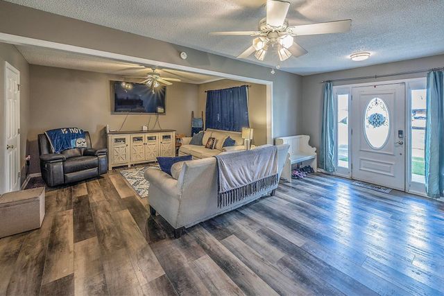 416 Dauphine Ave, Houma, LA 70363