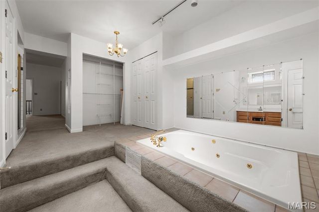 2702 S 13th Street, St Louis, MO 63118