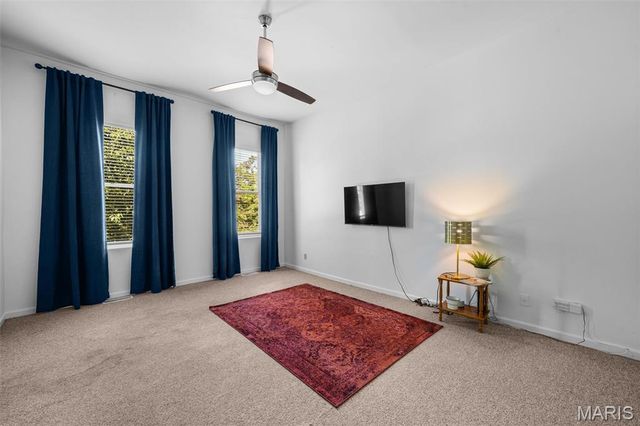 2702 S 13th Street, St Louis, MO 63118