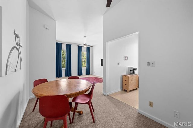 2702 S 13th Street, St Louis, MO 63118