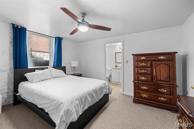 2702 S 13th Street, St Louis, MO 63118