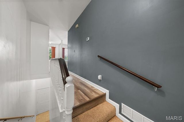 2702 S 13th Street, St Louis, MO 63118