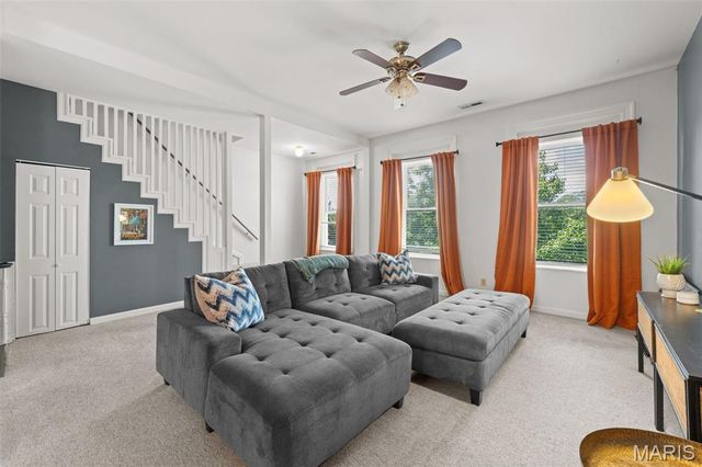 2702 S 13th Street, St Louis, MO 63118