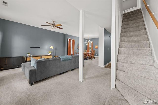 2702 S 13th Street, St Louis, MO 63118