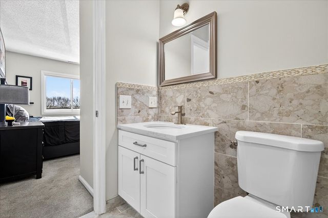 305 Monticello Drive 305, Branford, CT 06405