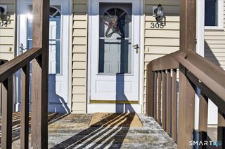 305 Monticello Drive 305, Branford, CT 06405