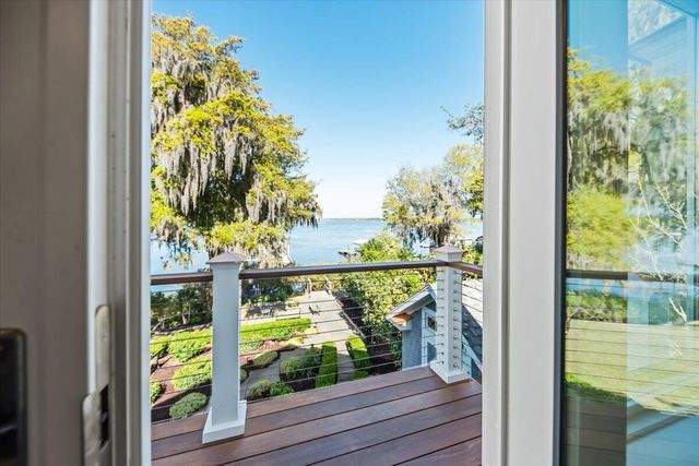 173 Stono Drive, Charleston, SC 29412