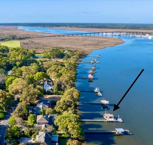 173 Stono Drive, Charleston, SC 29412