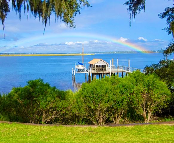 173 Stono Drive, Charleston, SC 29412