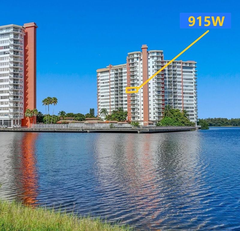1301 NE Miami Gardens Drive 915W, Miami, FL 33179