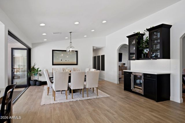 1441 E CAROLINE Lane, Tempe, AZ 85284