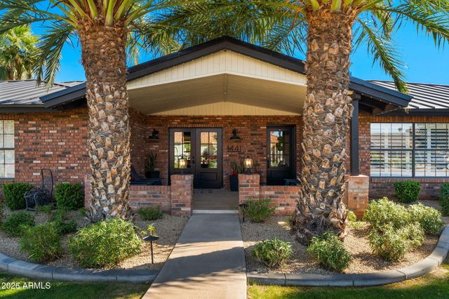 1441 E CAROLINE Lane, Tempe, AZ 85284