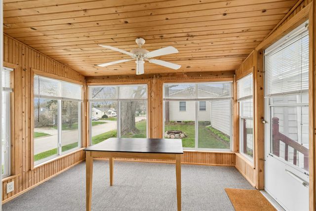 940 Littlefield Road, Waterloo, IA 50701