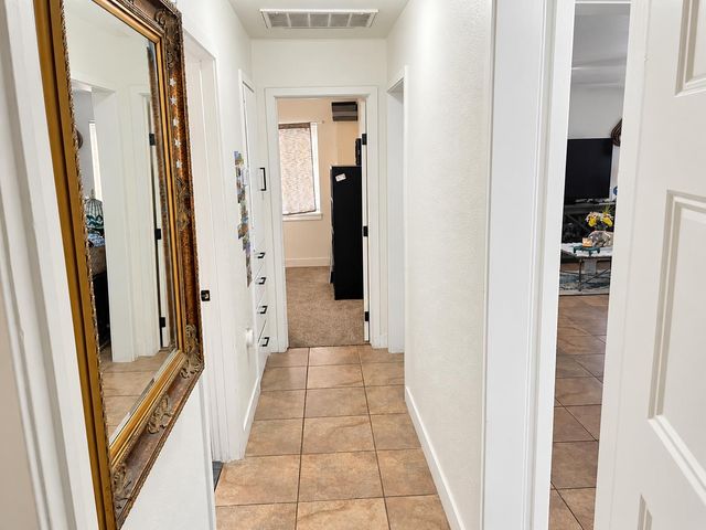 2514 W Monterey Ave, Stockton, CA 95204