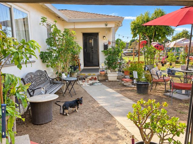 2514 W Monterey Ave, Stockton, CA 95204