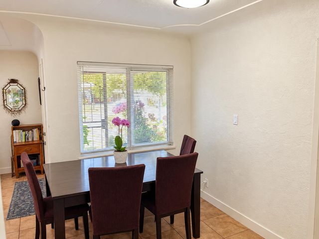 2514 W Monterey Ave, Stockton, CA 95204