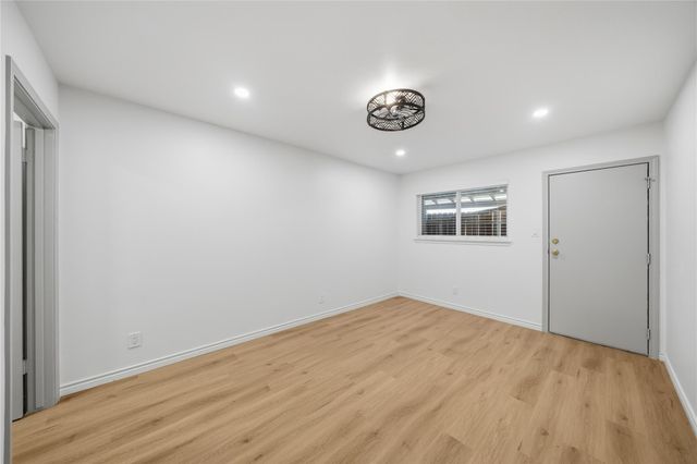 1405 Shadowdale Drive 23, Houston, TX 77043