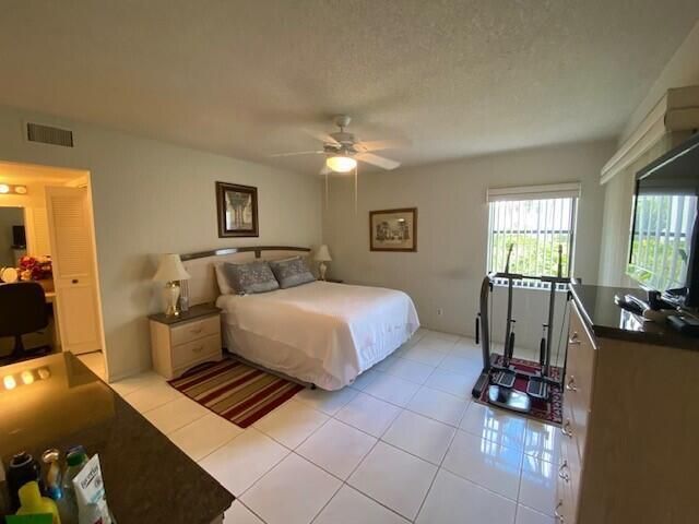 3367 Perimeter Drive, Greenacres, FL 33467