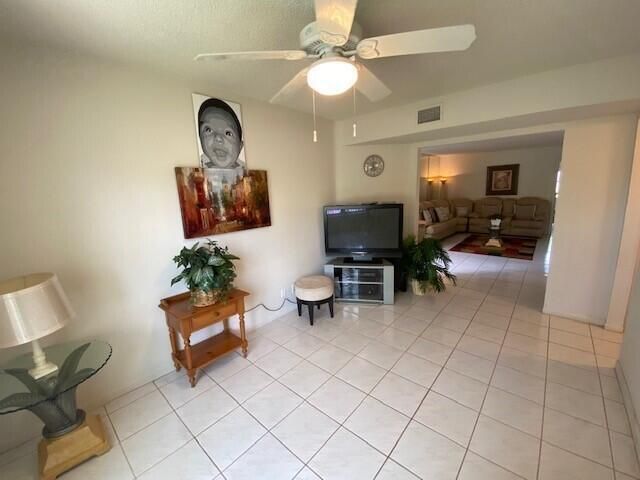 3367 Perimeter Drive, Greenacres, FL 33467