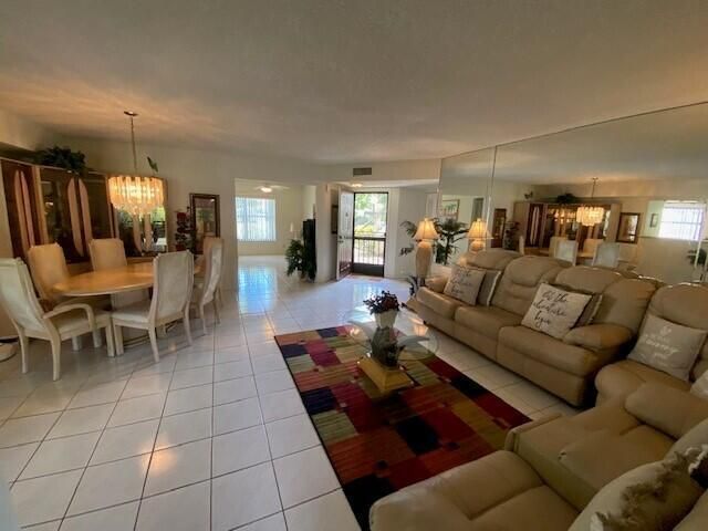 3367 Perimeter Drive, Greenacres, FL 33467