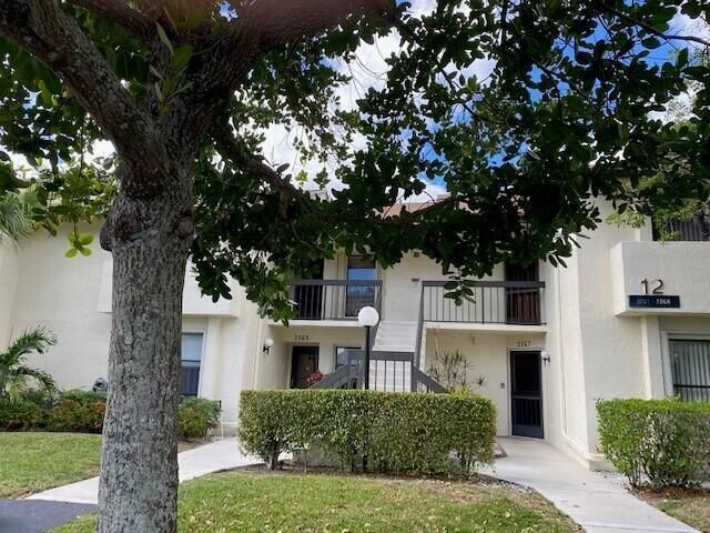 3367 Perimeter Drive, Greenacres, FL 33467