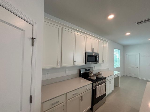 6097 MEDITATION DRIVE, Clermont, FL 34714