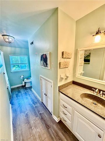 4732 Bunker Hill LN, Virginia Beach, VA 23462