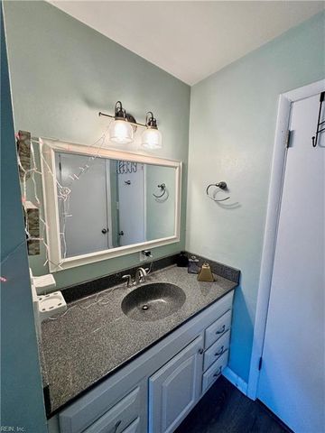 4732 Bunker Hill LN, Virginia Beach, VA 23462