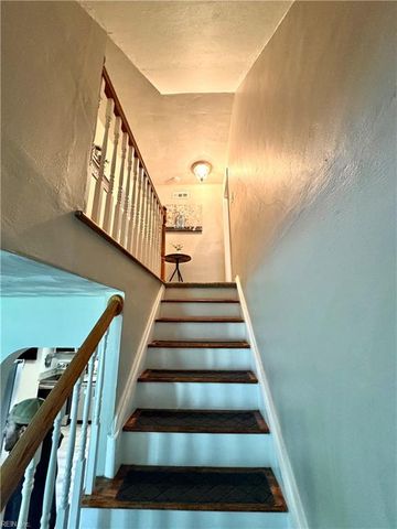 4732 Bunker Hill LN, Virginia Beach, VA 23462