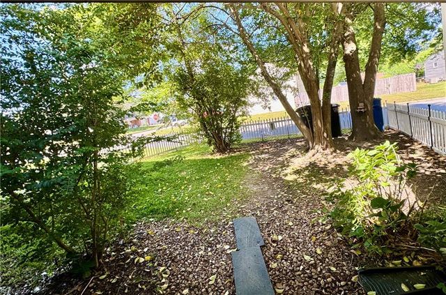 4732 Bunker Hill LN, Virginia Beach, VA 23462