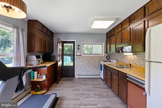 25 KOLLMAN, Newark, DE 19713
