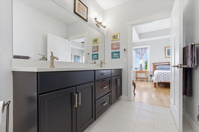 405 Harriet Drive B, Georgia, VT 05478