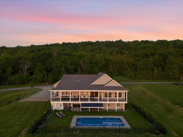 405 Harriet Drive B, Georgia, VT 05478