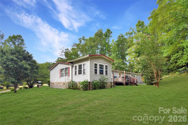 1515 States Avenue, Morganton, NC 28655