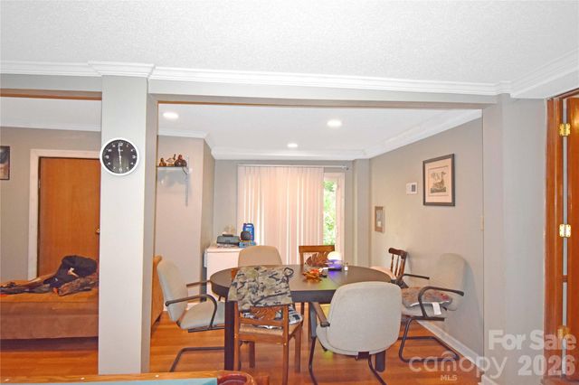 1515 States Avenue, Morganton, NC 28655