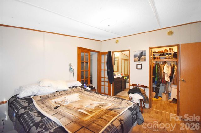 1515 States Avenue, Morganton, NC 28655